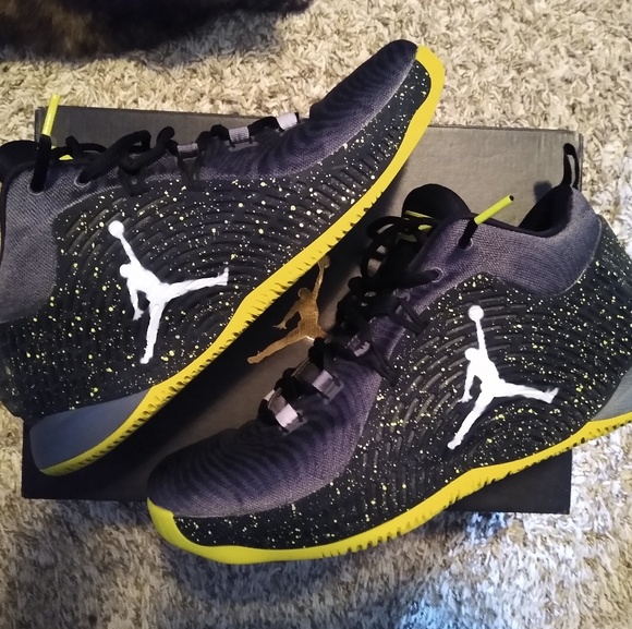 Air Jordan,Chris Paul's "cp3s" - Picture 2 of 4
